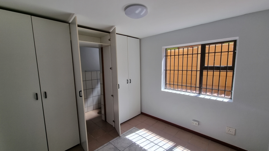 6 Bedroom Property for Sale in Lochnerhof Western Cape